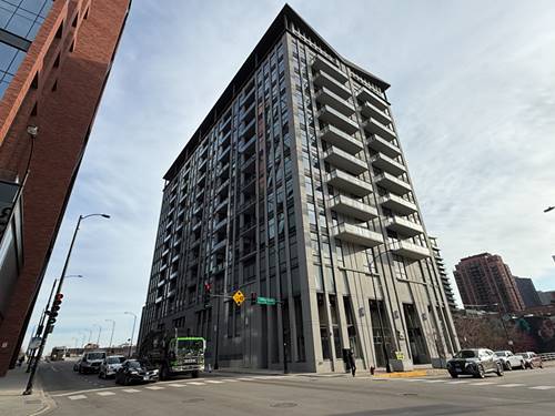 740 W Fulton Unit 808, Chicago, IL 60661