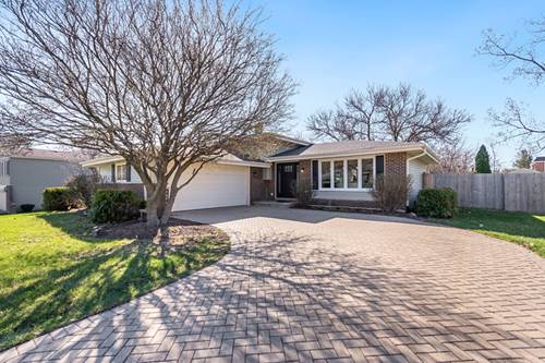 24W701 Woodcrest, Naperville, IL 60540