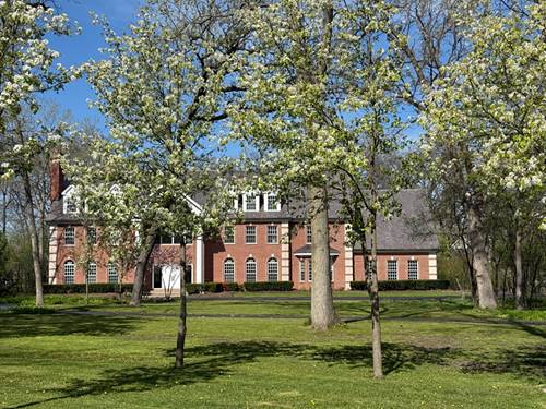 600 Broadsmoore, Lake Forest, IL 60045