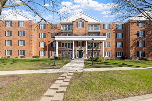 326 Park Unit 43, Clarendon Hills, IL 60514