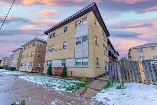 6737 W Irving Park Unit 2D, Chicago, IL 60634