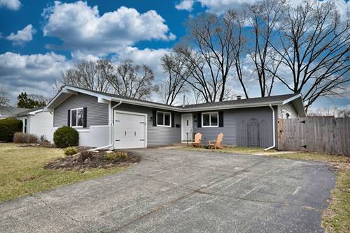 635 Sussex, Crystal Lake, IL 60014