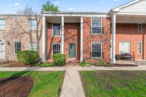 5731 Sutton, Hinsdale, IL 60521