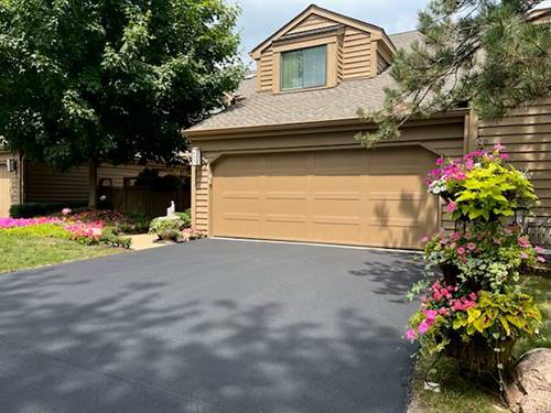 982 Longmeadow Unit 1025, Lake Barrington, IL 60010