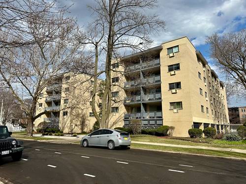 1040 Erie Unit 308, Oak Park, IL 60302