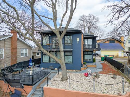 172 Riverside Island, Fox Lake, IL 60020