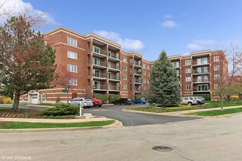 5255 N Riversedge Unit 410, Chicago, IL 60630