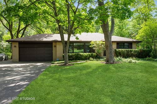 2101 Thorntree, Palatine, IL 60067