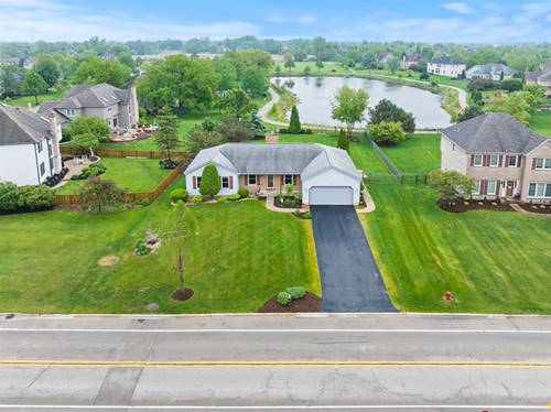 3721 Bunker Hill, Algonquin, IL 60102
