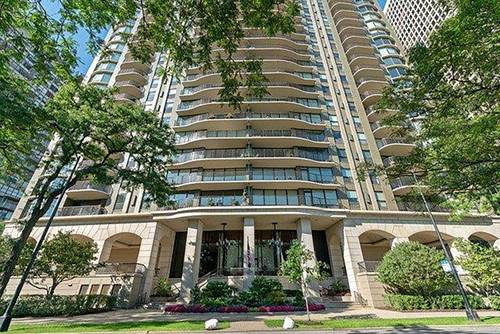 1040 N Lake Shore Unit 7C, Chicago, IL 60611