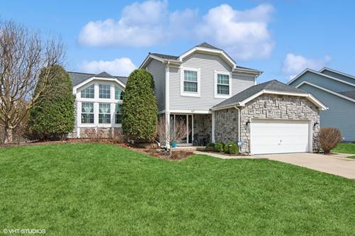 47 White Fence, Streamwood, IL 60107