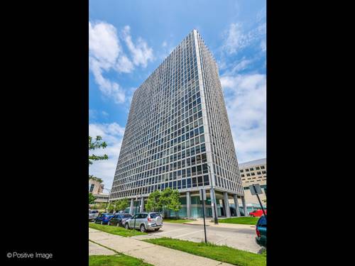 330 W Diversey Unit 906, Chicago, IL 60657