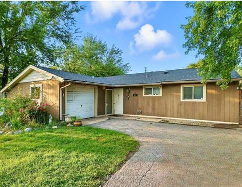 184 Fairwood, Bolingbrook, IL 60440