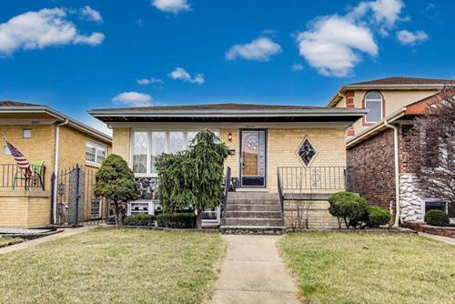 8463 W Castle Island, Chicago, IL 60656
