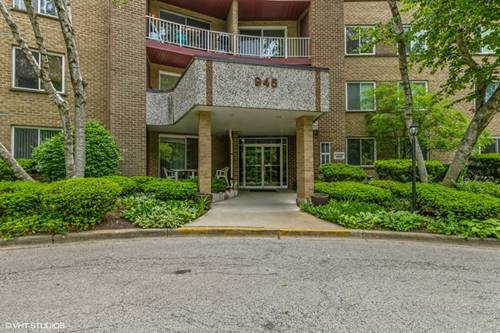 945 E Kenilworth Unit 429, Palatine, IL 60074