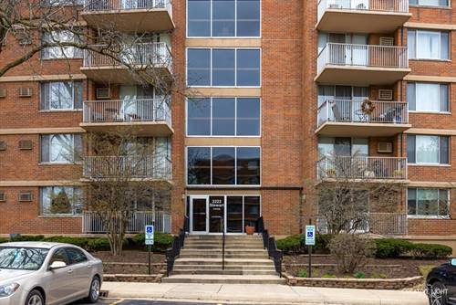 2222 S Stewart Unit 2J, Lombard, IL 60148