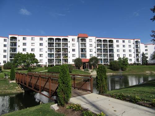 375 Plum Creek Unit 212, Wheeling, IL 60090