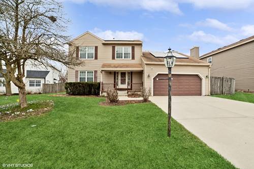 18 Ascot, Streamwood, IL 60107