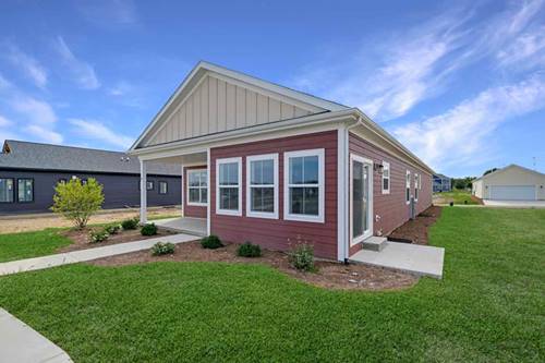 6 Lilac, Ottawa, IL 61350