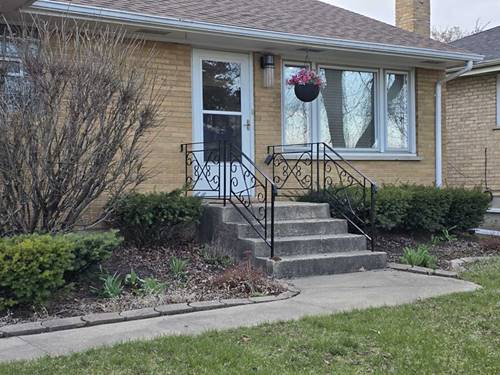 308 Ash, Wood Dale, IL 60191