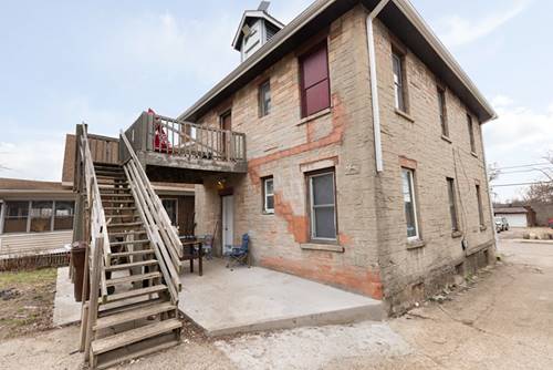 810 Houghton, Rockford, IL 61102
