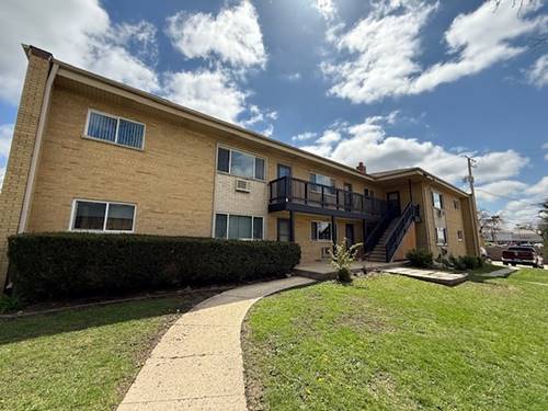 593 Park Unit 2, Glen Ellyn, IL 60137