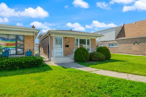 8532 S Prairie, Chicago, IL 60619