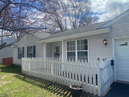 821 Dartmouth, Island Lake, IL 60042