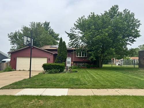 114 W Hawthorne, Mundelein, IL 60060