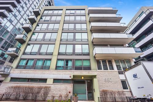 660 W Wayman Unit 305B, Chicago, IL 60661