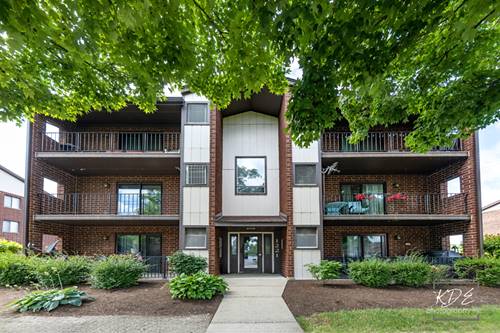 1221 Chalet Unit 28-201, Naperville, IL 60563