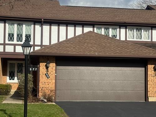 577 Cress Creek, Crystal Lake, IL 60014