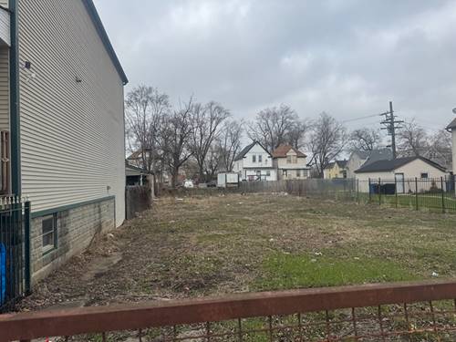 4646 W Ohio, Chicago, IL 60644