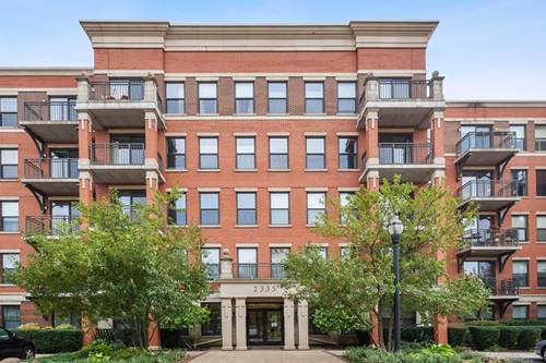 2335 W Belle Plaine Unit 207, Chicago, IL 60618