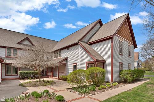 887 Victoria Unit 887, Woodstock, IL 60098