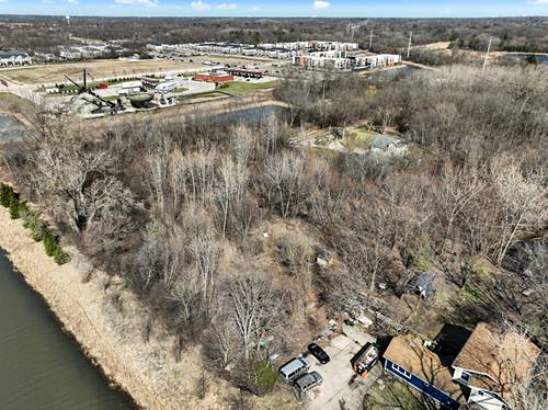 4S069 Barclay, Naperville, IL 60563
