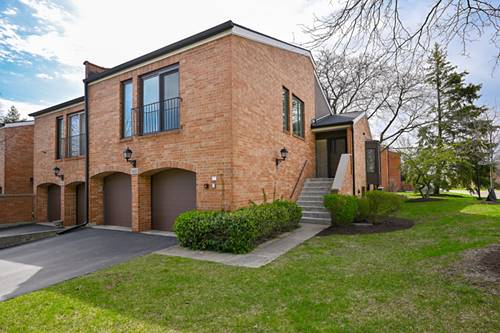 19w261 Gloucester Way, Oak Brook, IL 60523