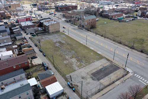 2432-2458 W Roosevelt, Chicago, IL 60608