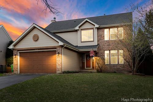 326 Ashford, Grayslake, IL 60030