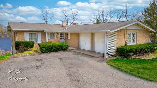 220 Indian, Lake In The Hills, IL 60156