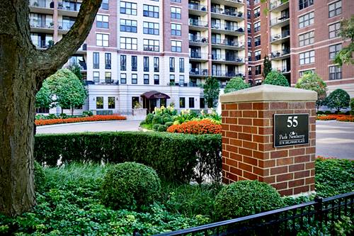 55 W Delaware Unit 221, Chicago, IL 60610