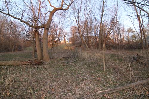 38441 N 5th, Spring Grove, IL 60081