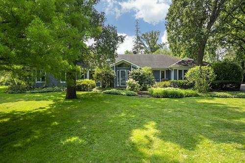 835 Northwoods, Deerfield, IL 60015