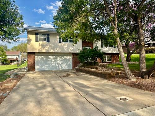 748 Marcy, Ottawa, IL 61350