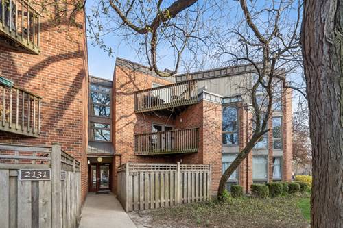 2131 N Larrabee Unit 207, Chicago, IL 60614