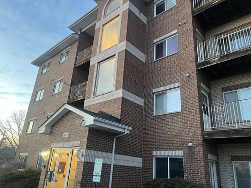 941 N Swift Unit 301, Addison, IL 60101