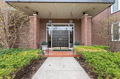 1290 N Western Unit 301, Lake Forest, IL 60045