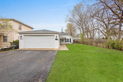700 Oakwood, Aurora, IL 60505