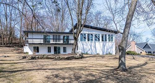 1022 Beau Brummel, Sleepy Hollow, IL 60118
