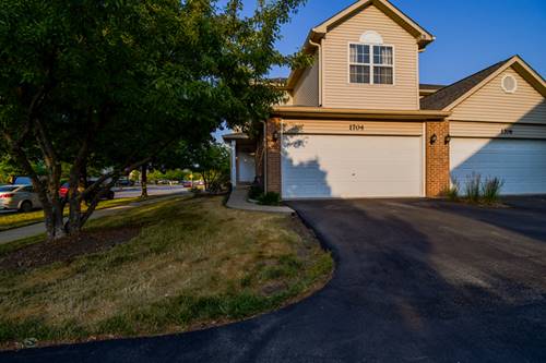 1704 Windward, Naperville, IL 60563